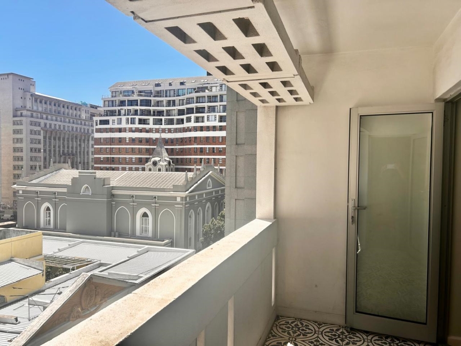 2 Bedroom Property for Sale in Cape Town City Centre Western Cape